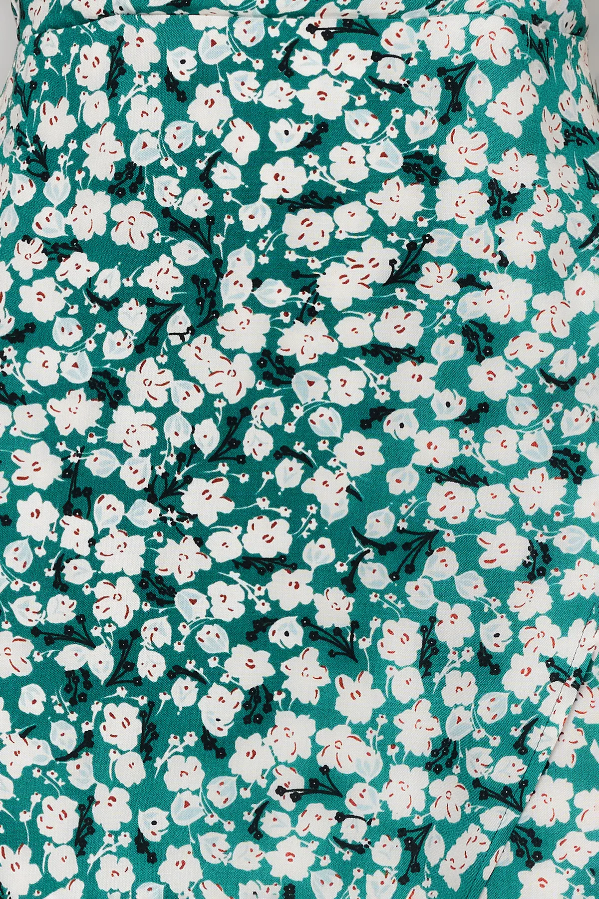 Trendyol Collection  Grünes Midikleid aus gewebter Viskose mit Ballonärmeln und Blumenmuster TWOSS24EL00072