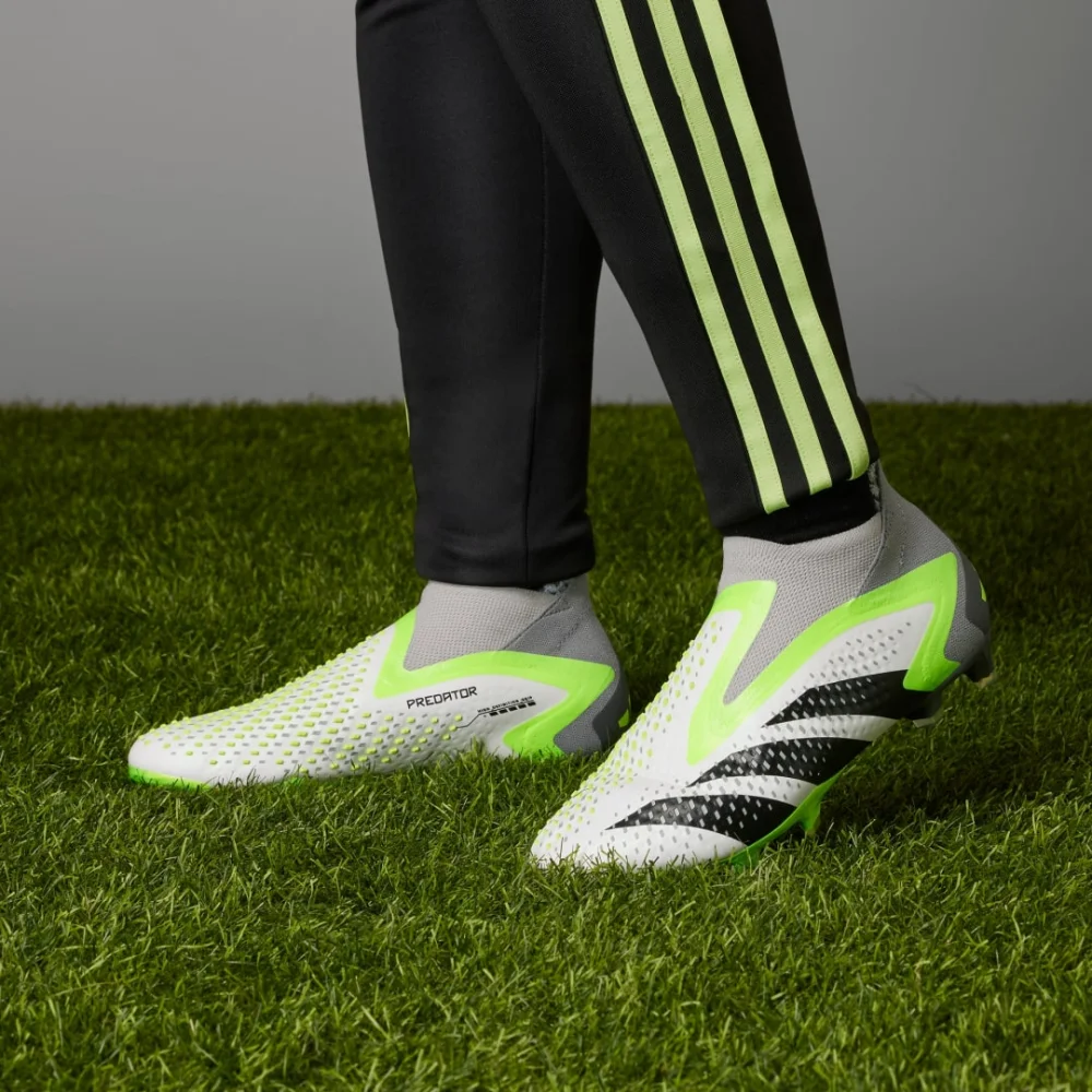 adidas Predator Accuracy FG GZ2604 / weiss