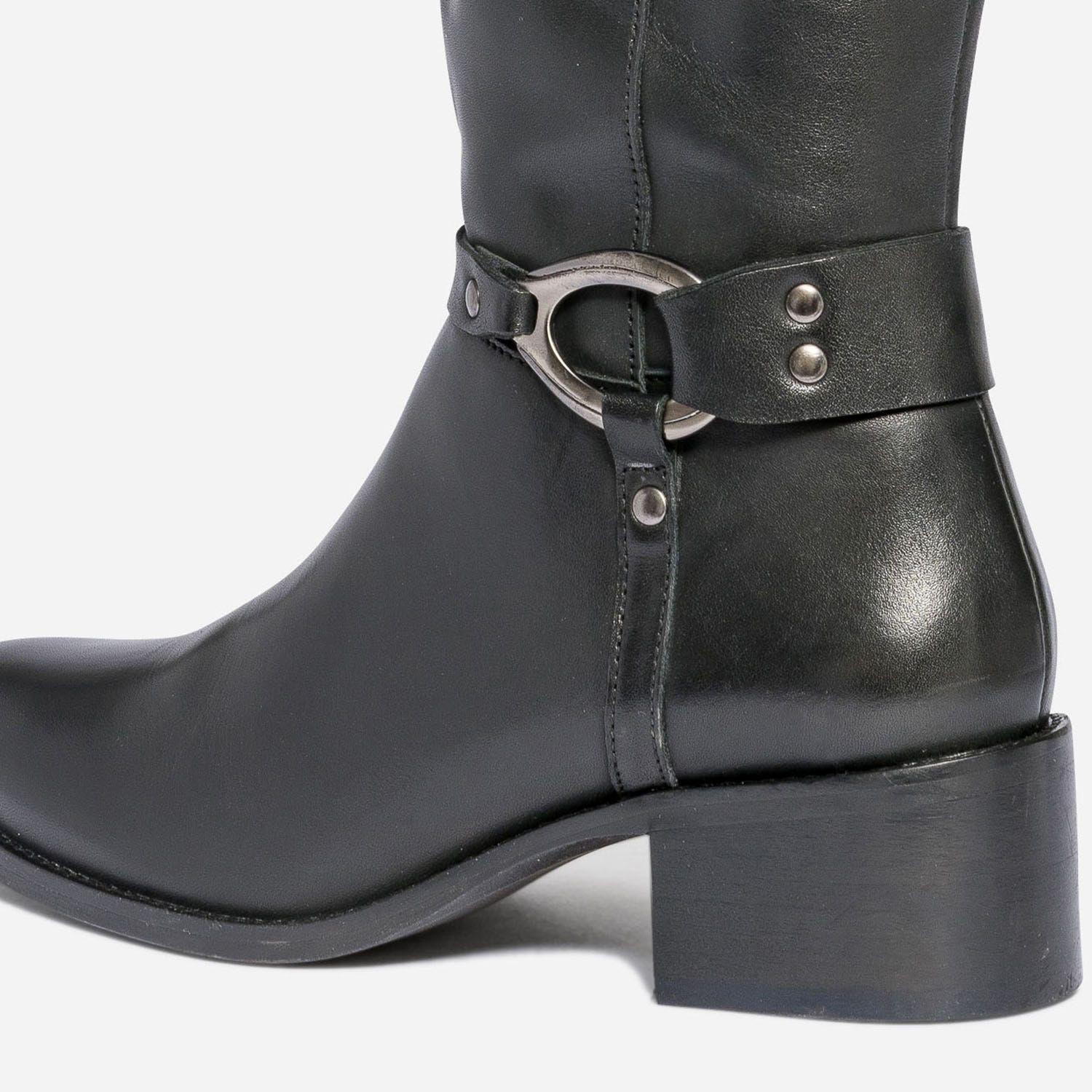 Botte noire éco-conçue en cuir