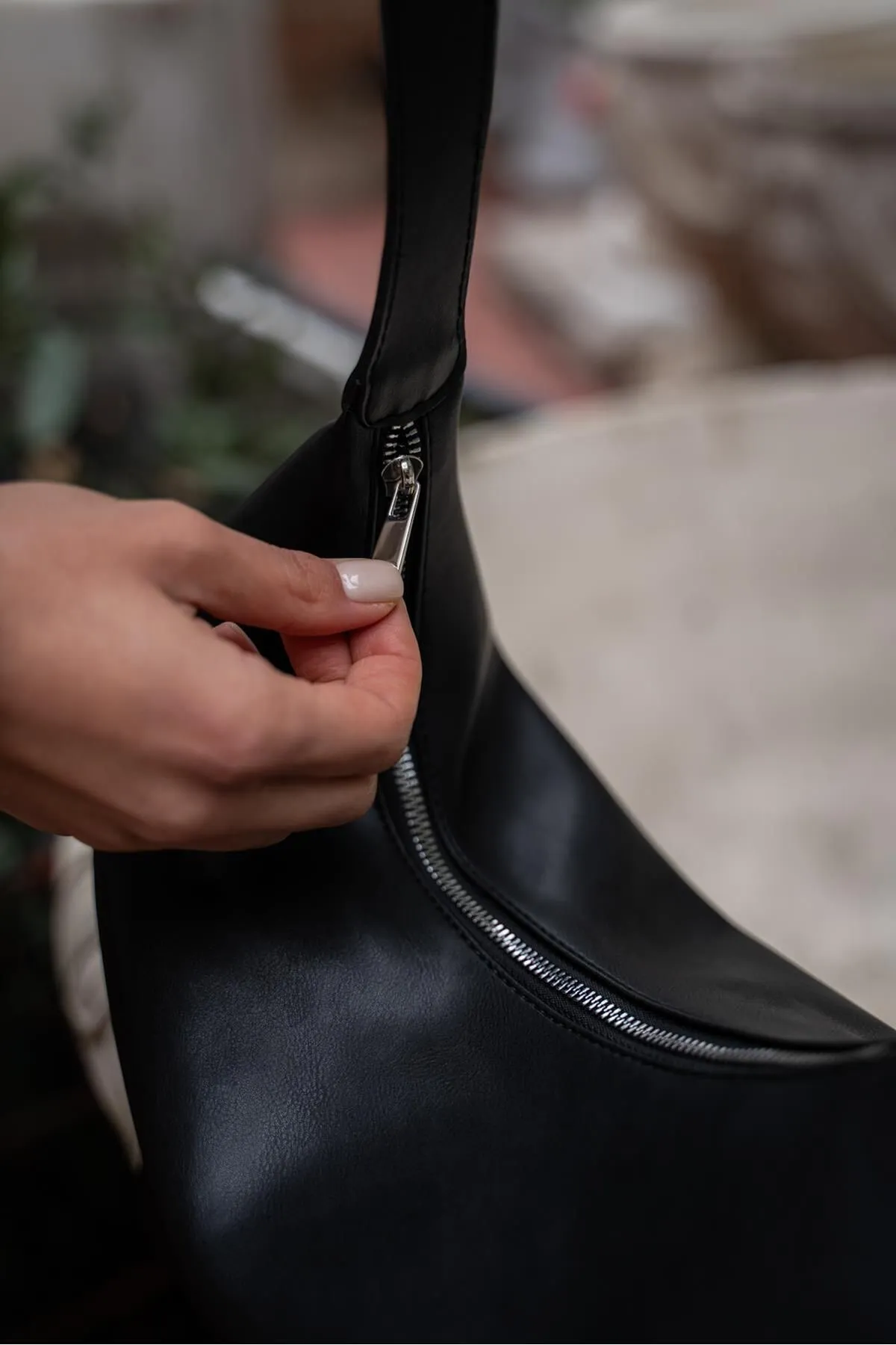 Madamra  Schwarze Unisex-Unisex-Großtasche