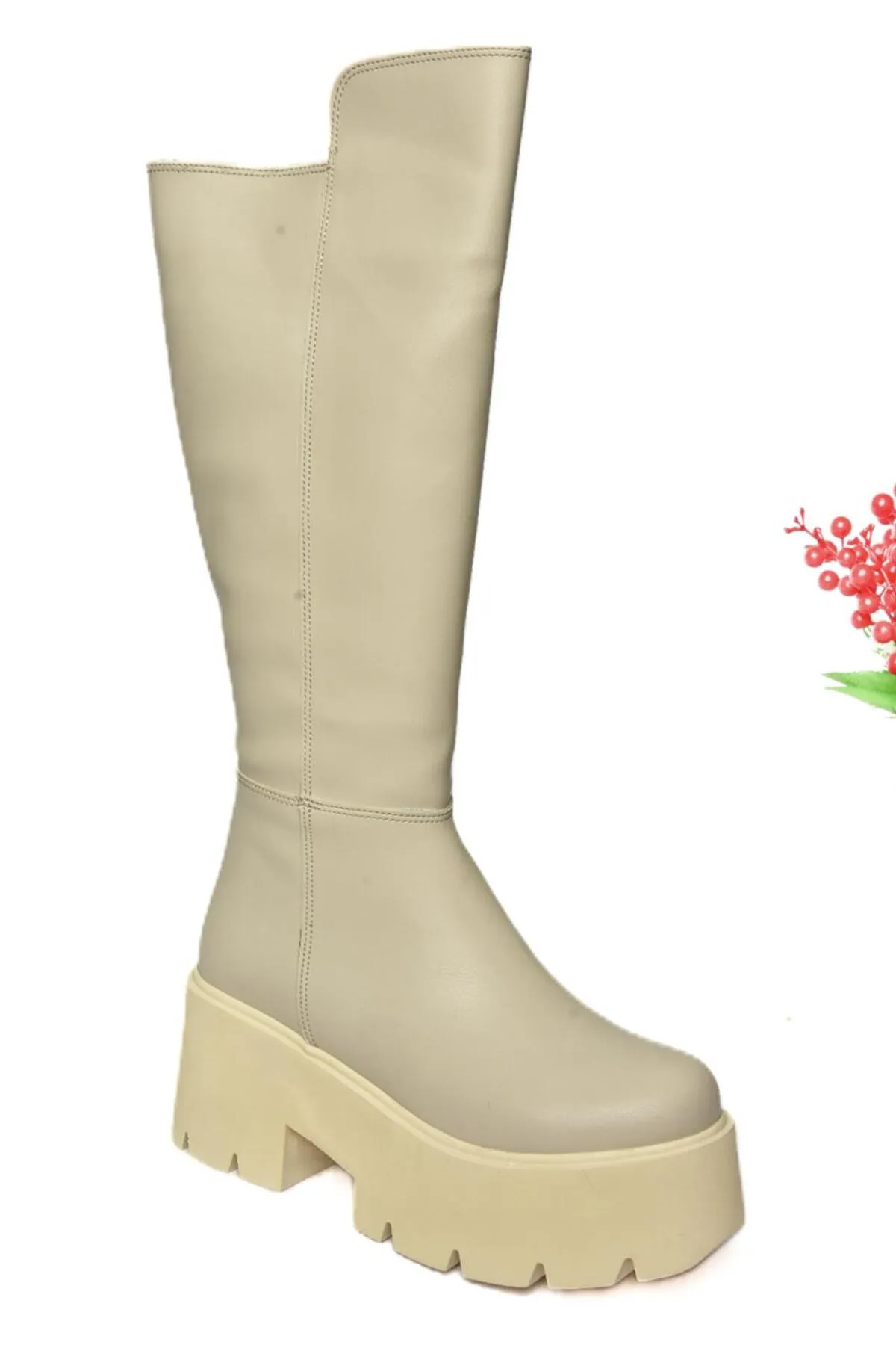 Fox Shoes  J820060309 Beige Damenstiefel mit dicken Sohlen