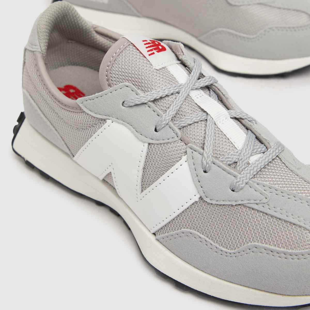 New Balance ljusgrå 327 Youth-träningsskor