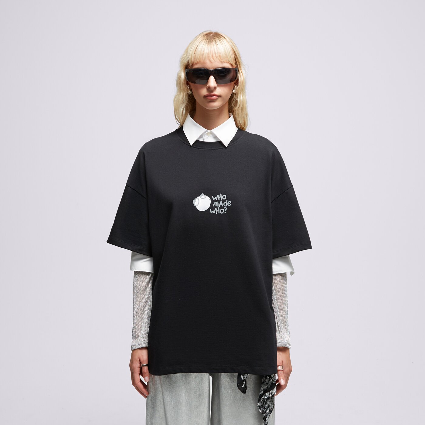 S.NOW JOB SIZEER T SHIRT “WHO MADE WHO”-BLACK Schwarz