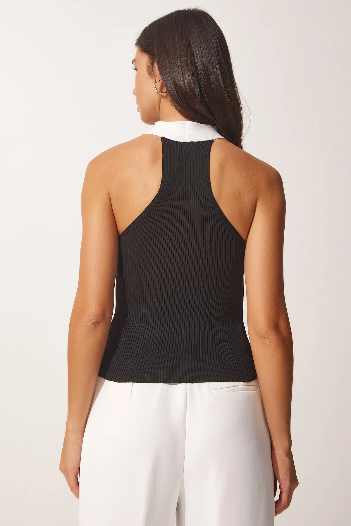 Happiness İstanbul  Schwarz-weiße Neckholder-Strickbluse im 2er-Pack für Damen US00915