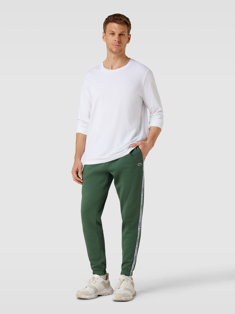 Sweatpants mit Label-Streifen Modell 'TAPE' in grün