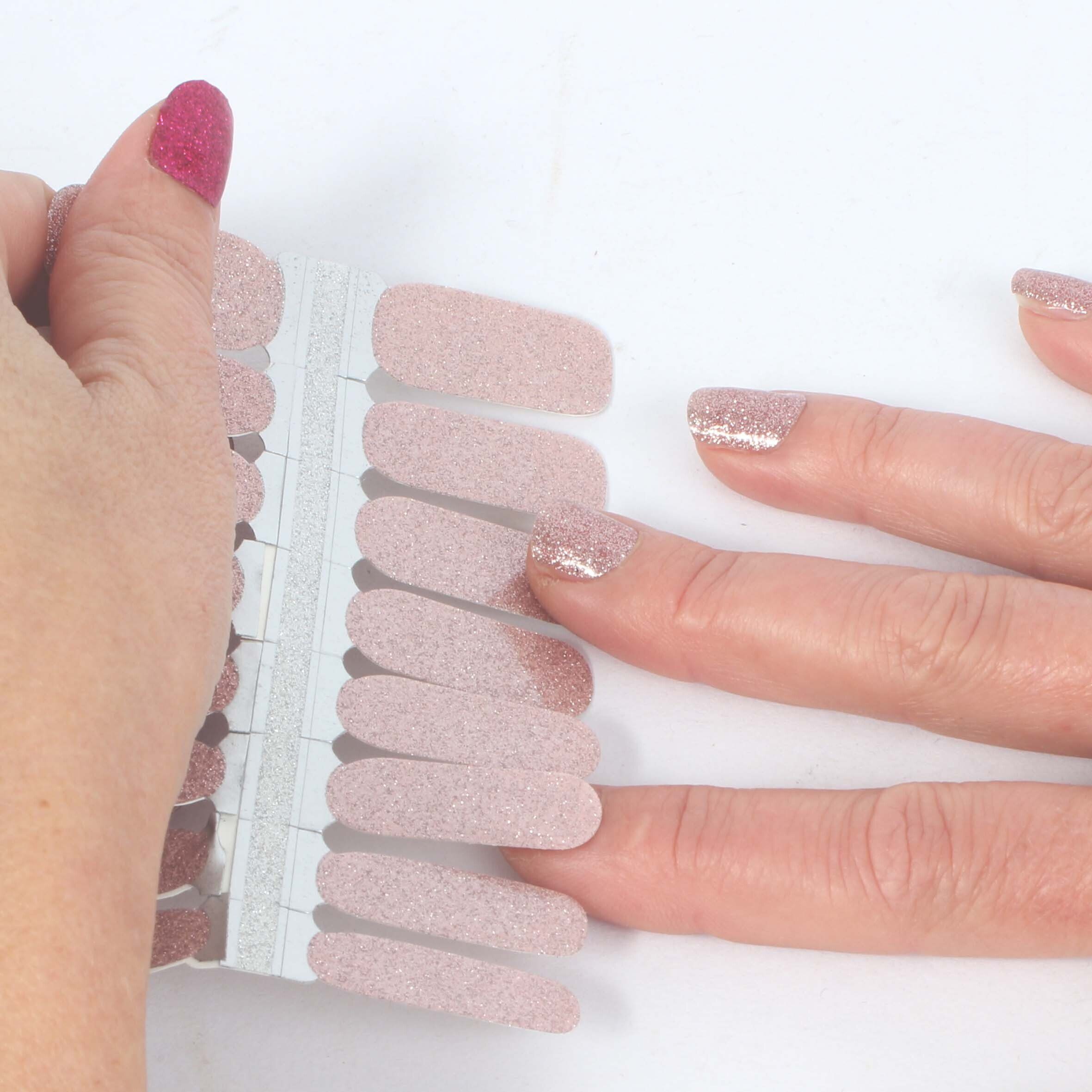 LAUED Nagellack solid glitter, aus zertifizierter Produktion (SGS / SEDEX) und Material (FSC)