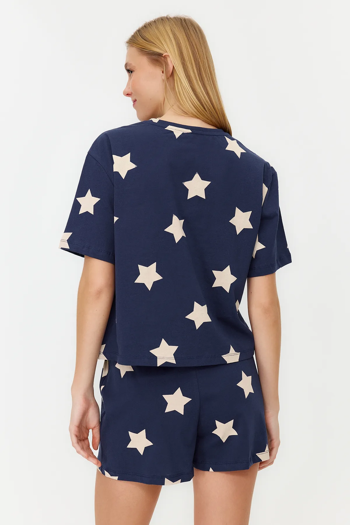 Trendyol Collection  Marineblaues Strickpyjama-Set mit T-Shirt und Shorts aus 100 % Baumwolle mit Sternmuster THMSS22PT0501