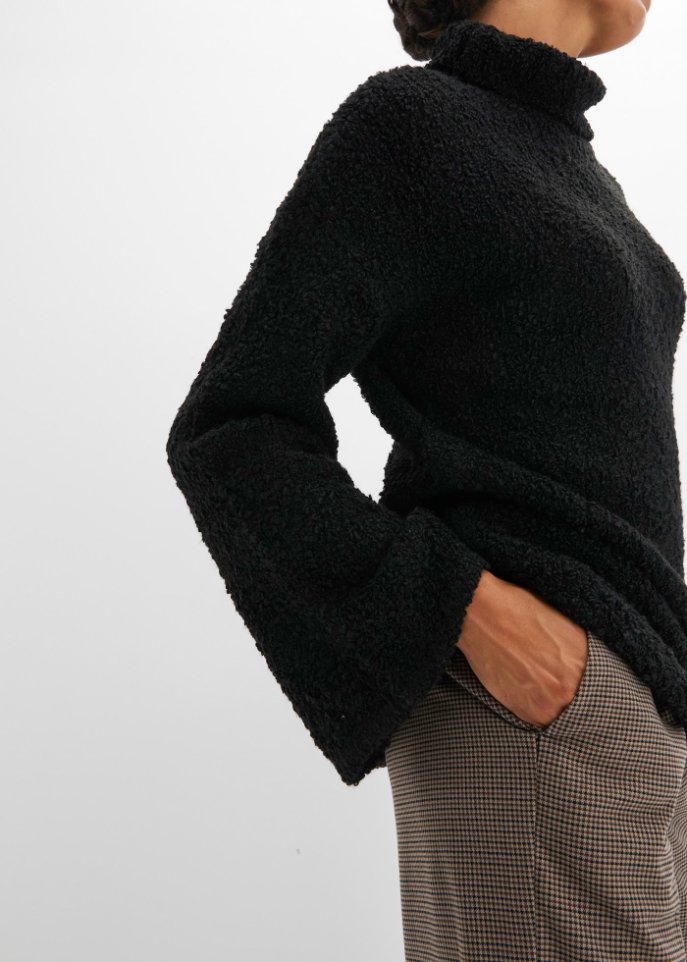 Pullover aus Bouclègarn mit ausgestellten Ärmel