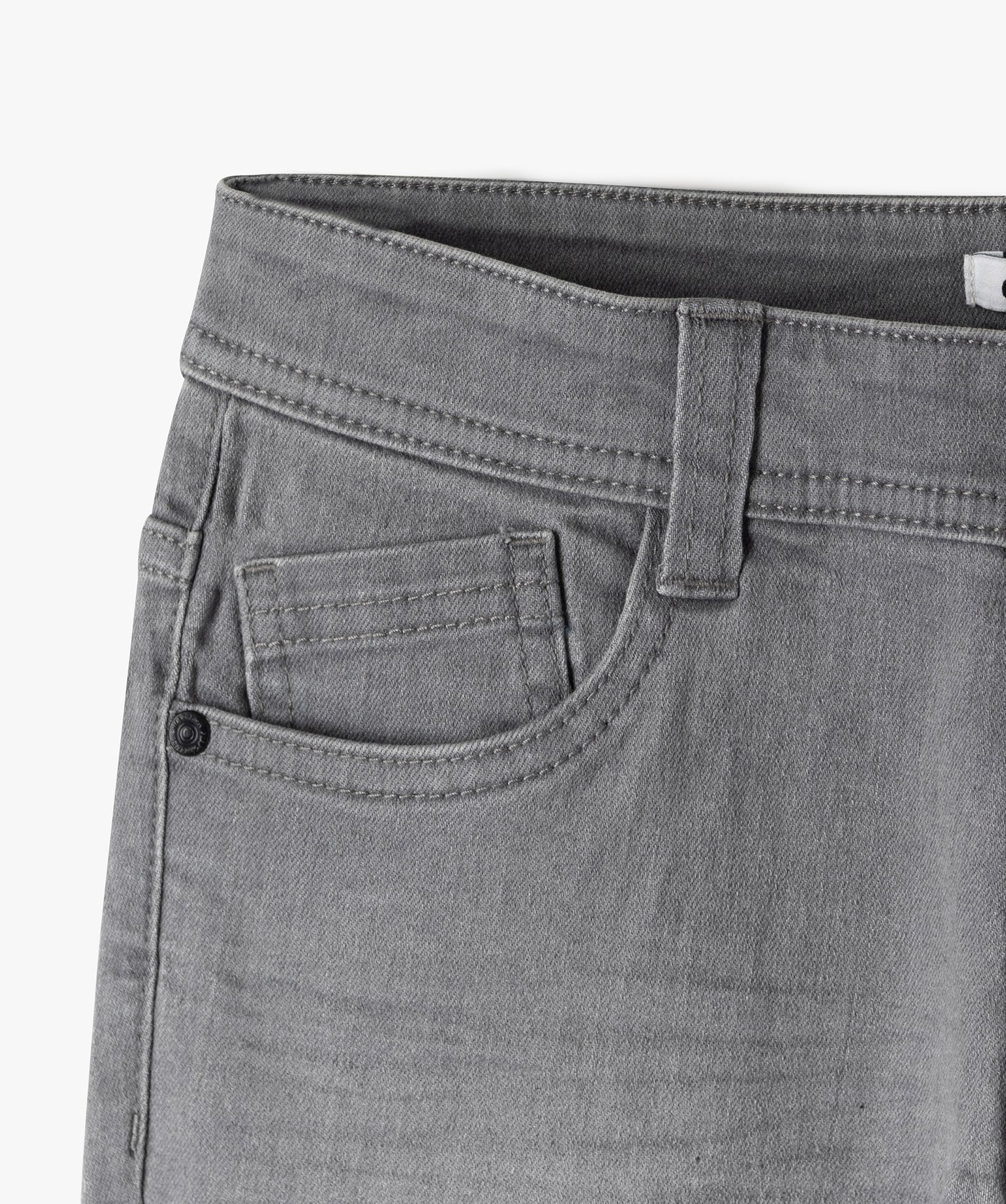 Jean Garçon coupe slim avec plis sur les hanches grey | GEMO