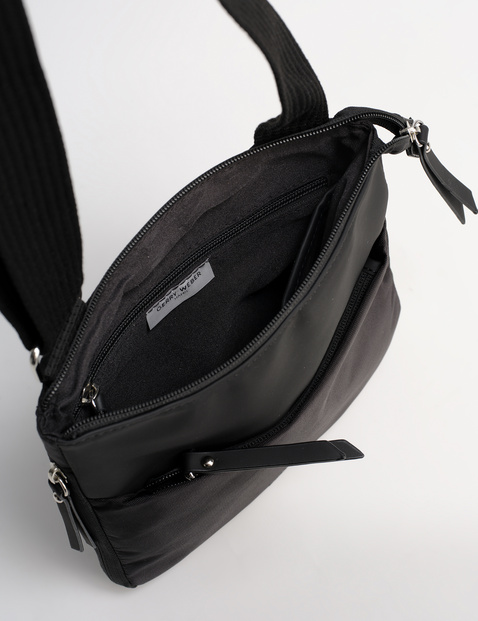 Sportliche Schultertasche