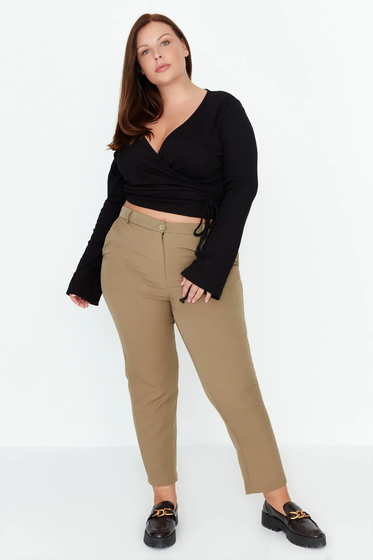 Trendyol Curve  Grüne Webhose TBBAW23AR00020