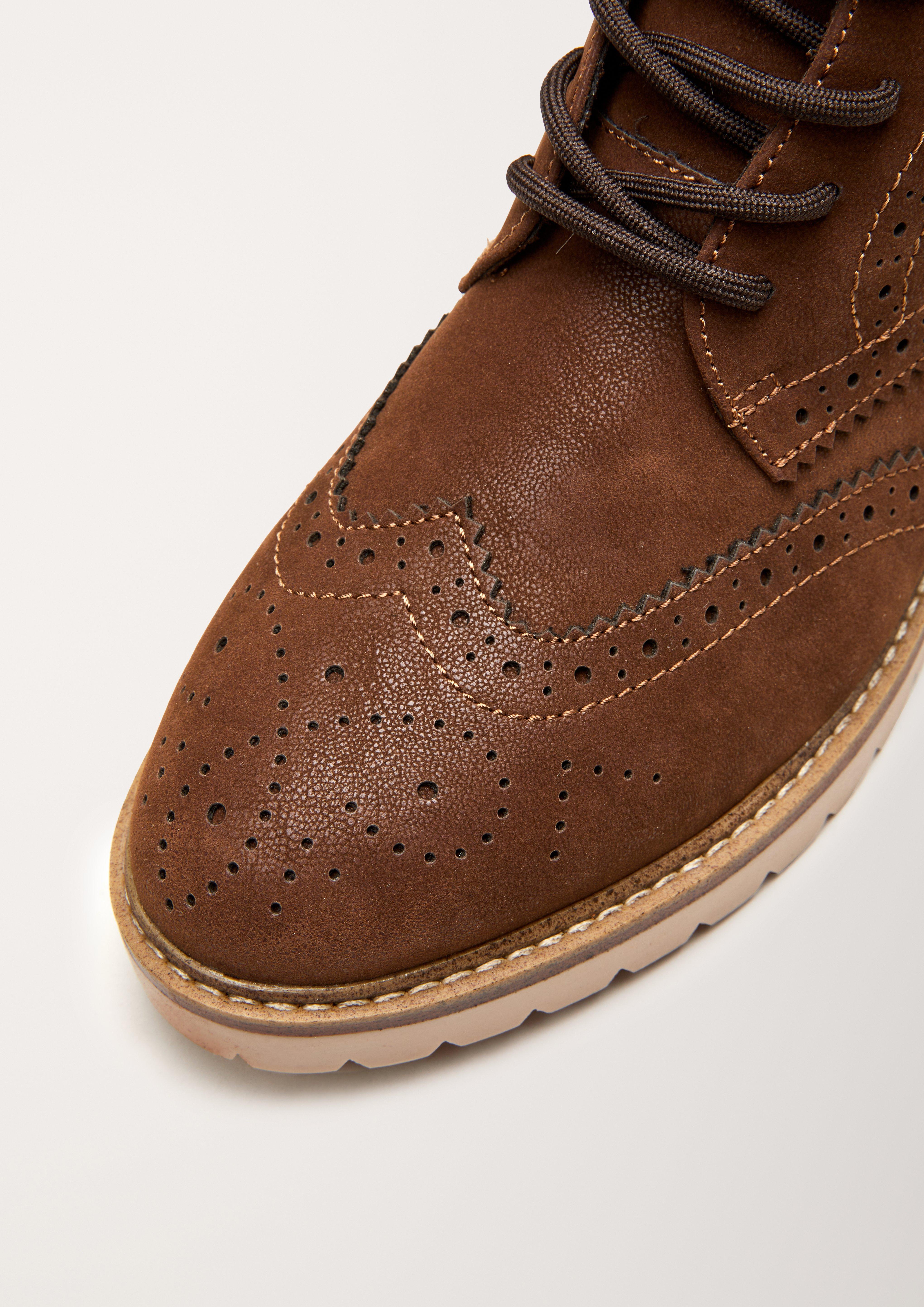 Stiefel im Brouge-Stil  101.107.101.25264-302