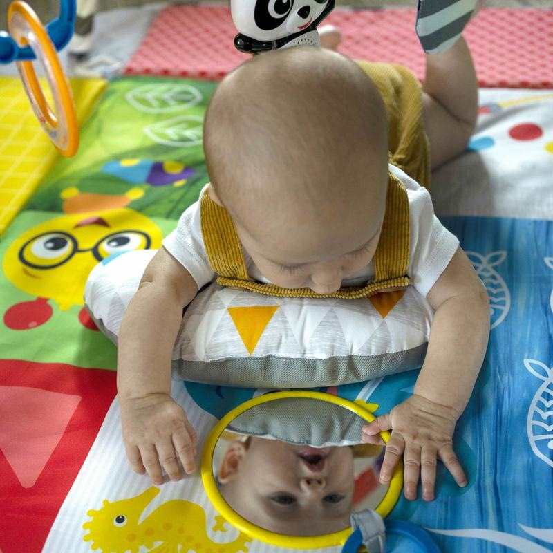 Tapis d’éveil et piscine à balles Patch’s 5 en 1 Baby Einstein