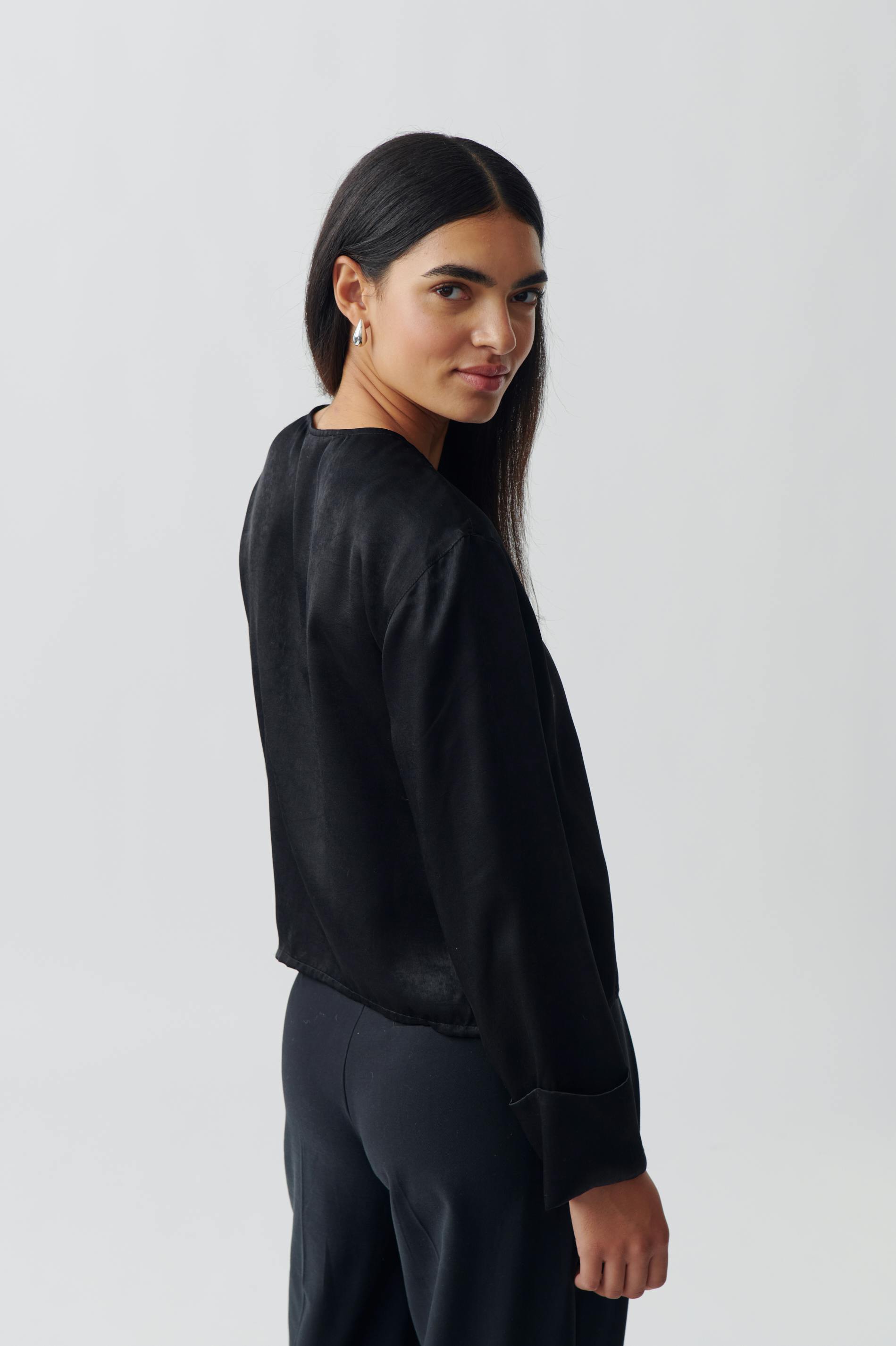 One button blouse