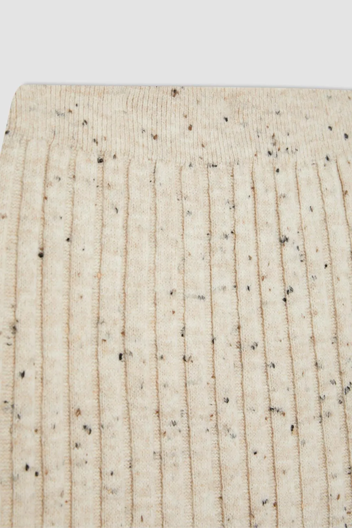 DeFacto  Maxi-Strickrock in normaler Passform B0090ax23wn