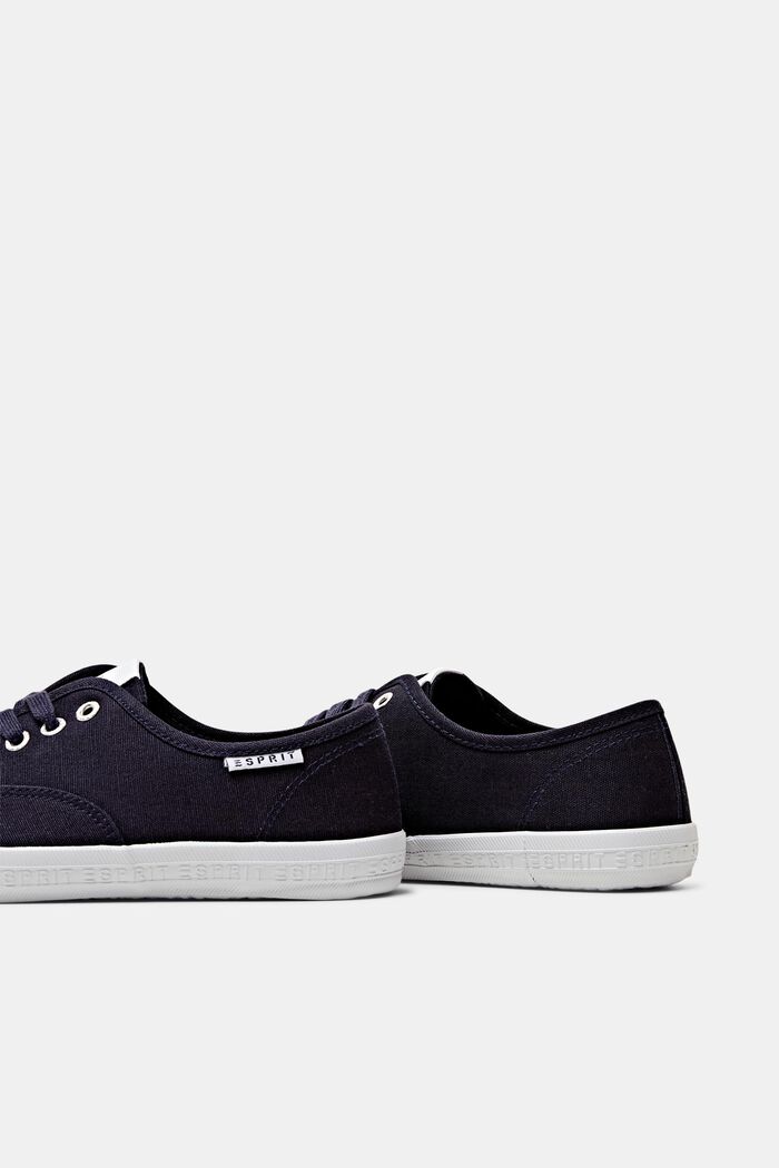 Sneaker aus Canvas