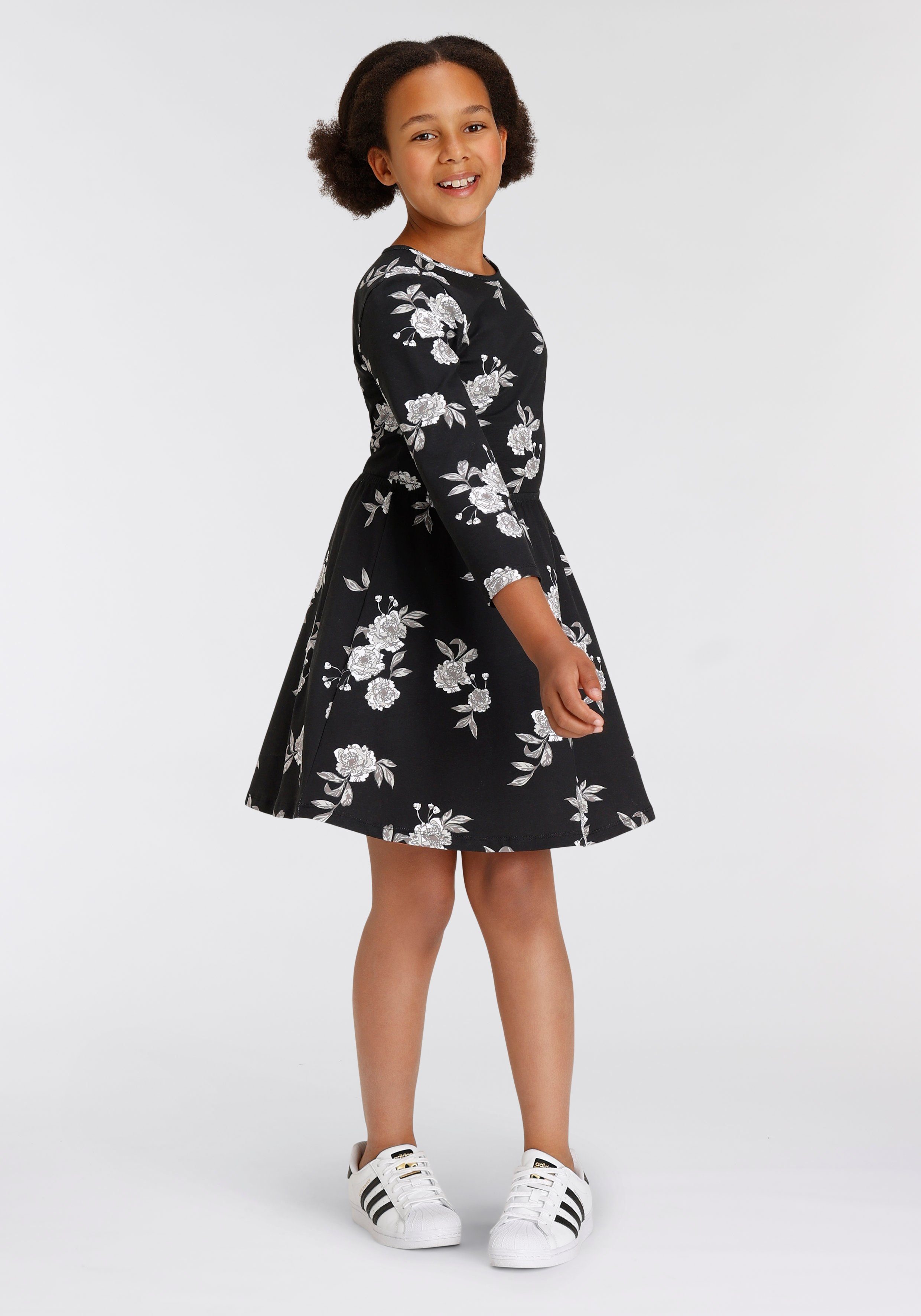 KIDSWORLD Skaterkleid 3/4 Arm, mit Blumen bedruckt