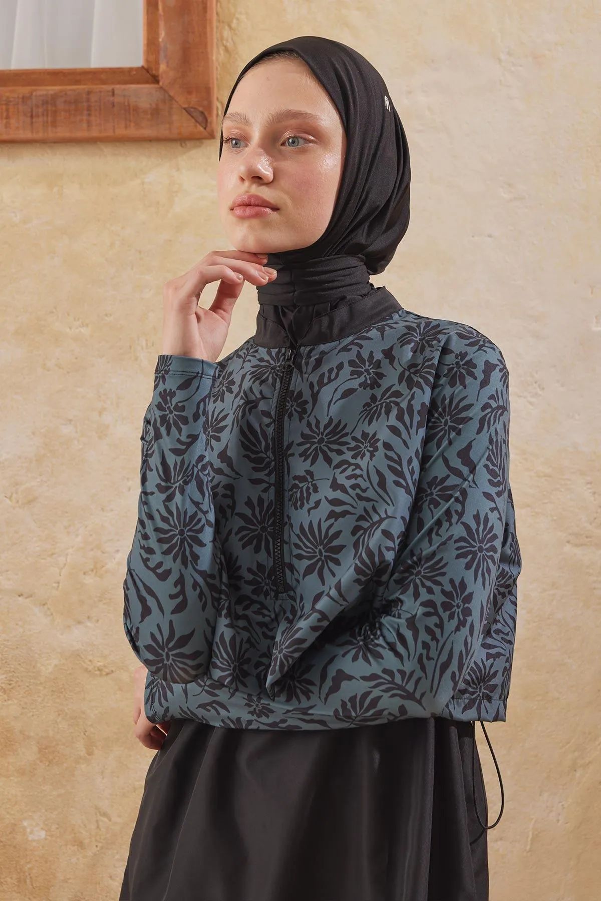 Manuka  3-TEILIGES HIJAB-BADEANZUG-SET AUS FALLSCHIRMSTOFF, BLUMIG-GRÜN