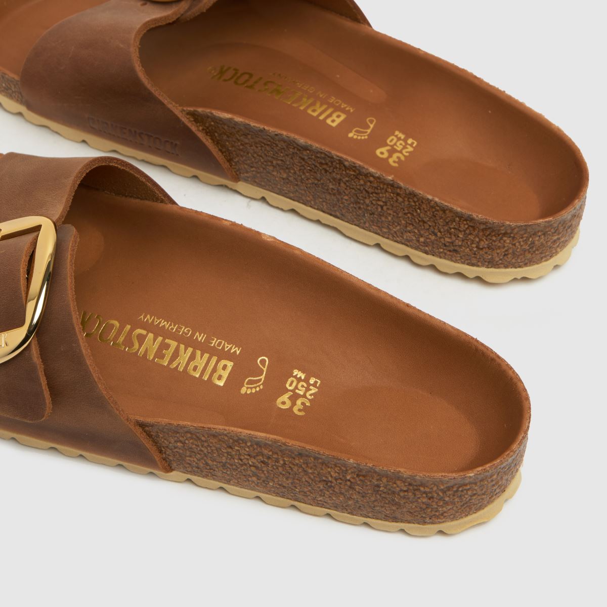 BIRKENSTOCK – Madrid – Sandaler med stort spänne i konjaksfärgad färg