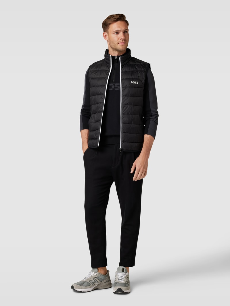 Steppweste mit Label-Detail Modell 'THOR' in schwarz