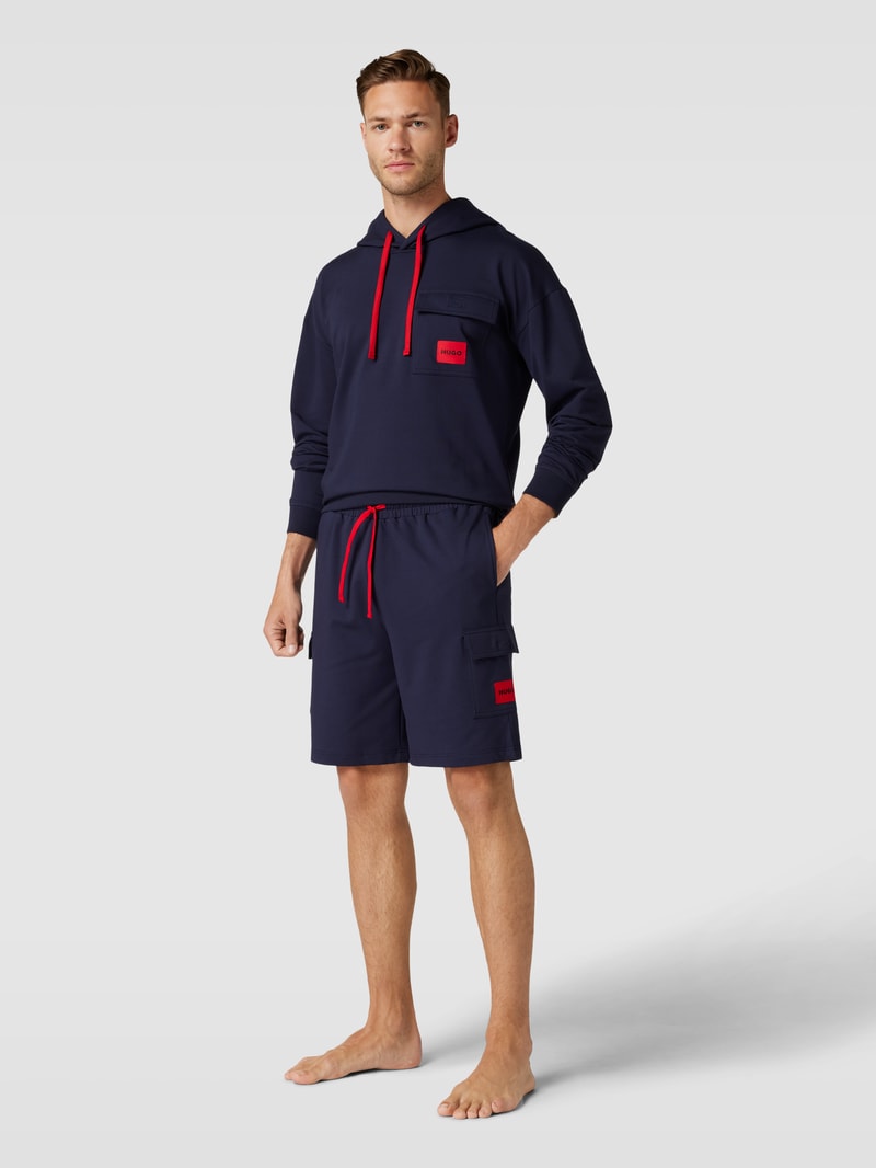 Hoodie mit Brusttasche Modell 'Reverse' in blau