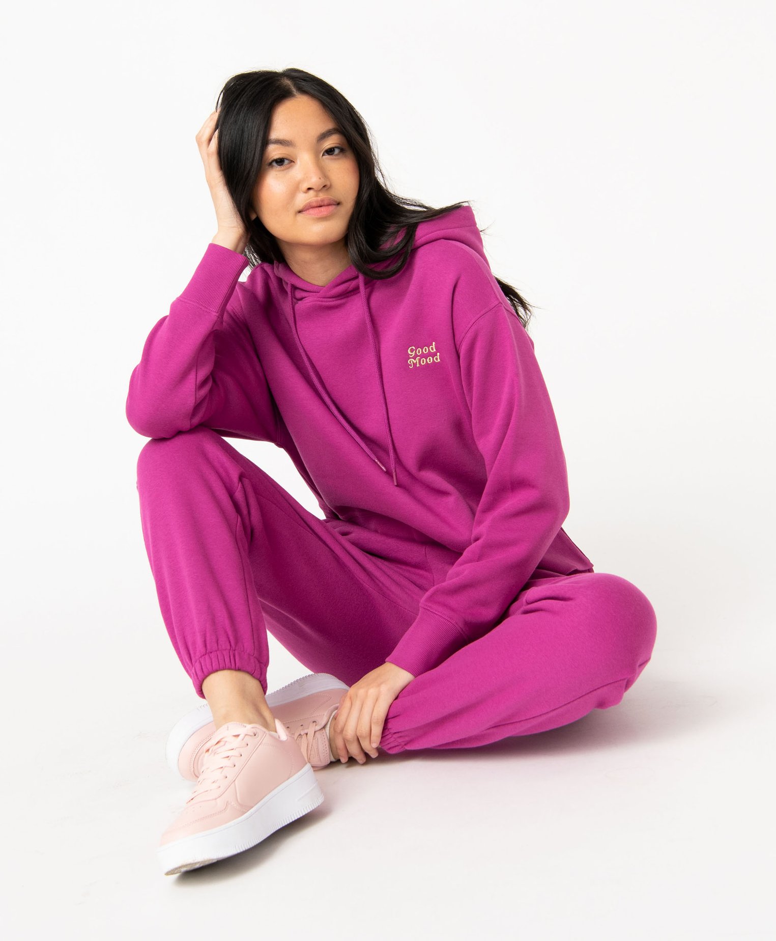 Sweat court à capuche avec message brodé femme violet | GEMO