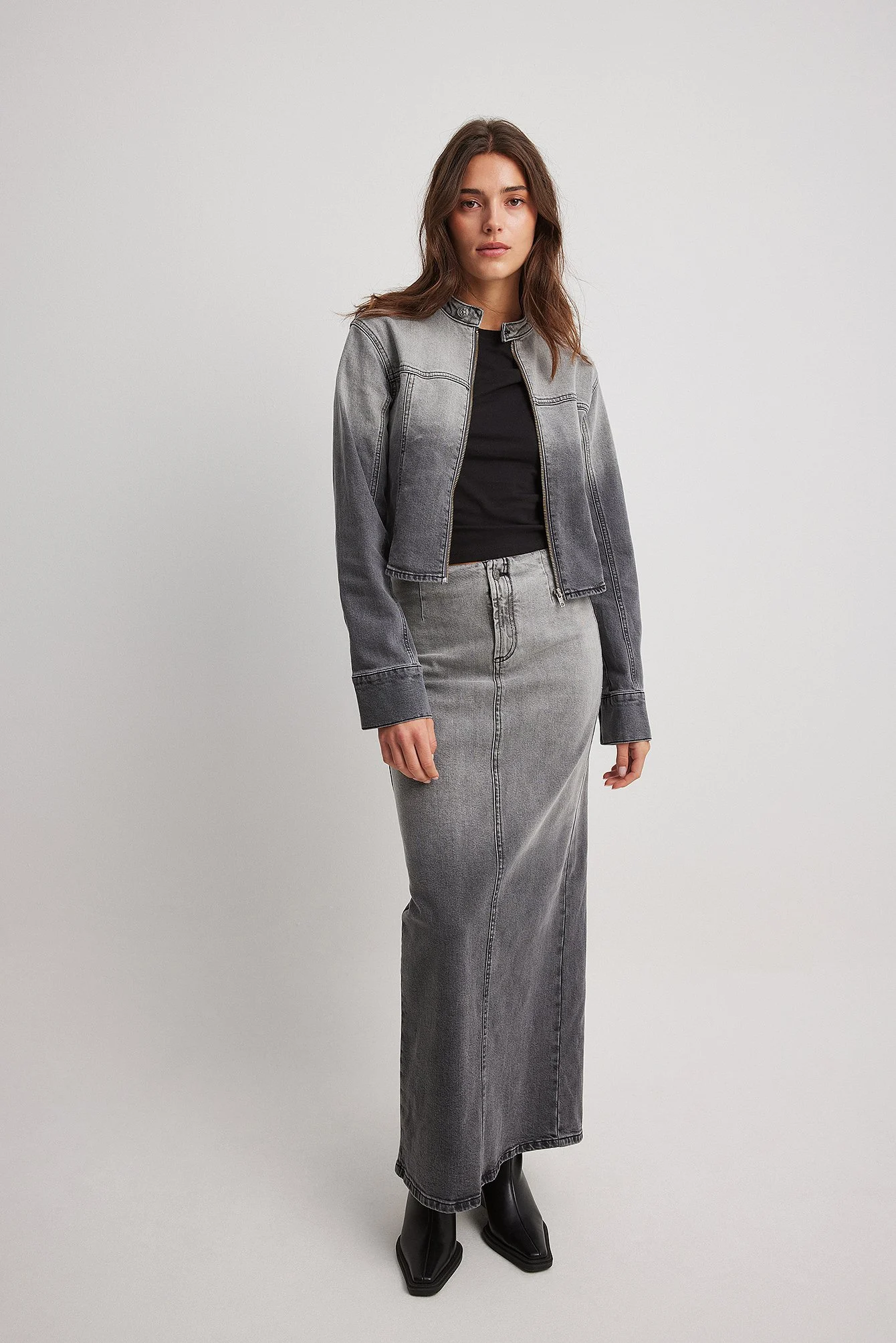 Maxi-Jeansrock mit Schlitz