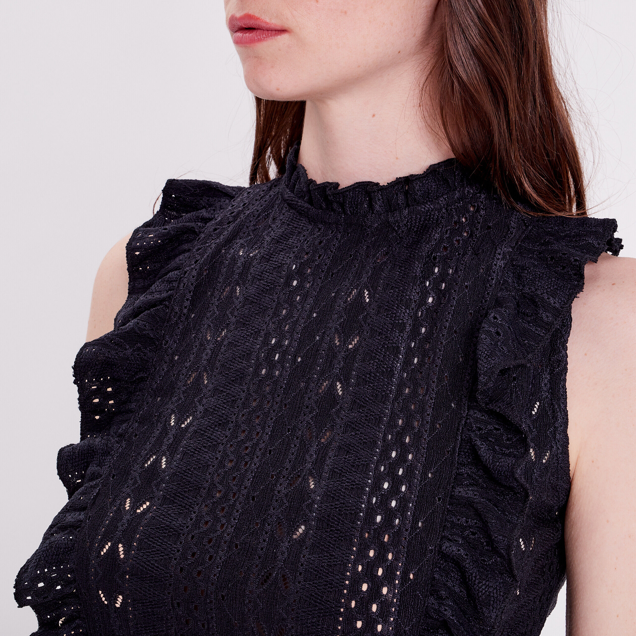 Blouse brodée avec volants noir femme | Cache Cache
