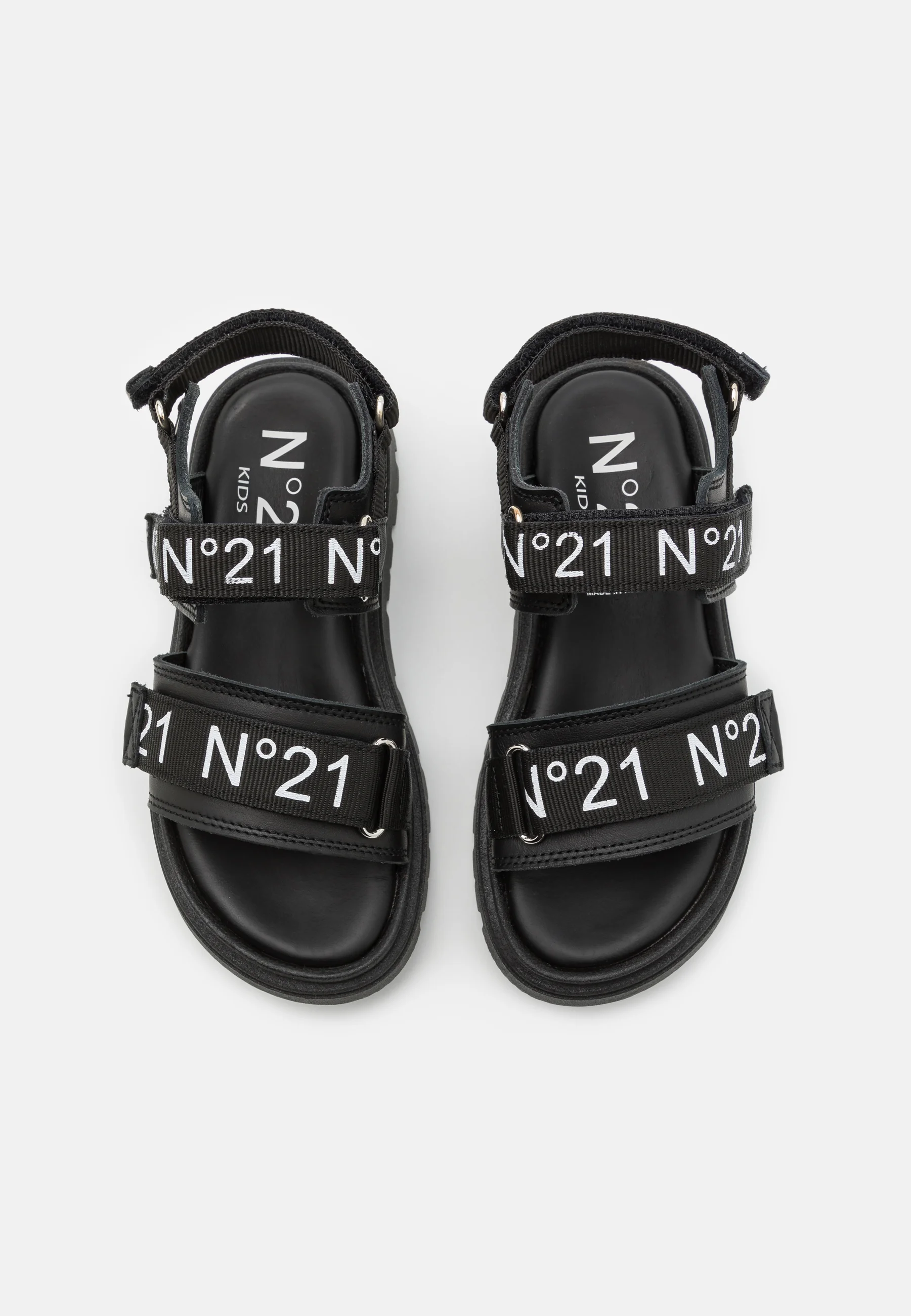 Sandalias n.° 21