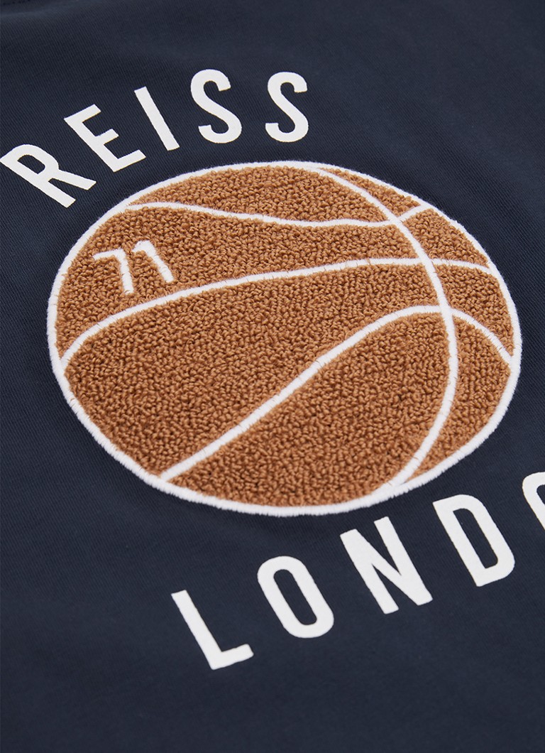 Reiss Kirby liela izmēra T-krekls ar logotipu un apdruku aizmugurē