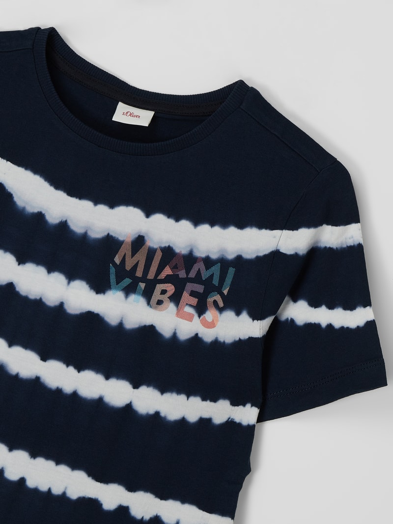 T-Shirt im Batik-Look in marineblau