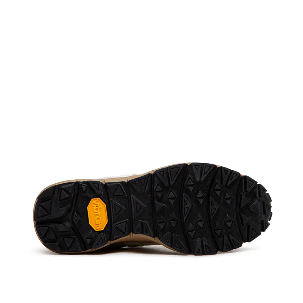 VEJA WMNS Dekkan Alveomesh DC1803548A / braun