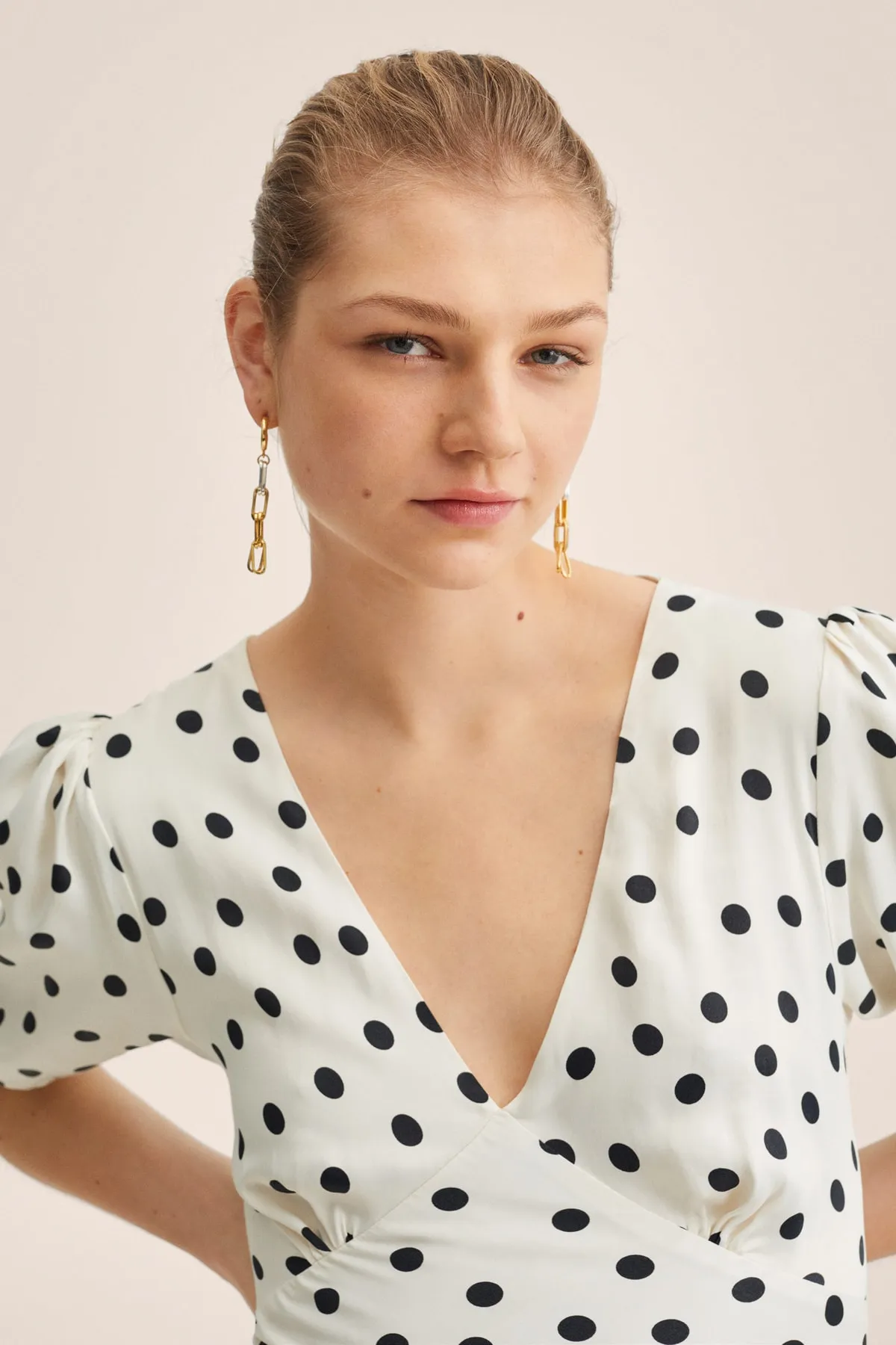 MANGO  27026334 Damen/Mädchen, gebrochenes Weiß