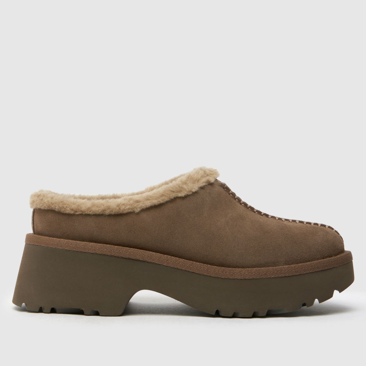 UGG New Heights Cozy klumpa szandál hikorizöldben