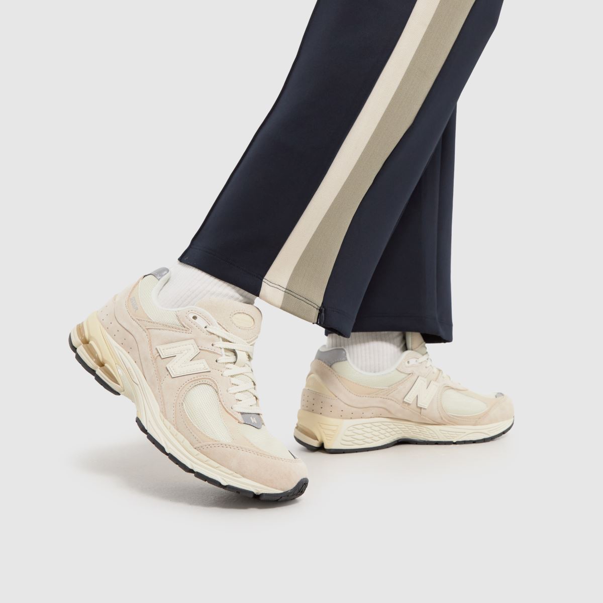New Balance 2002r – Stenfärgade sneakers