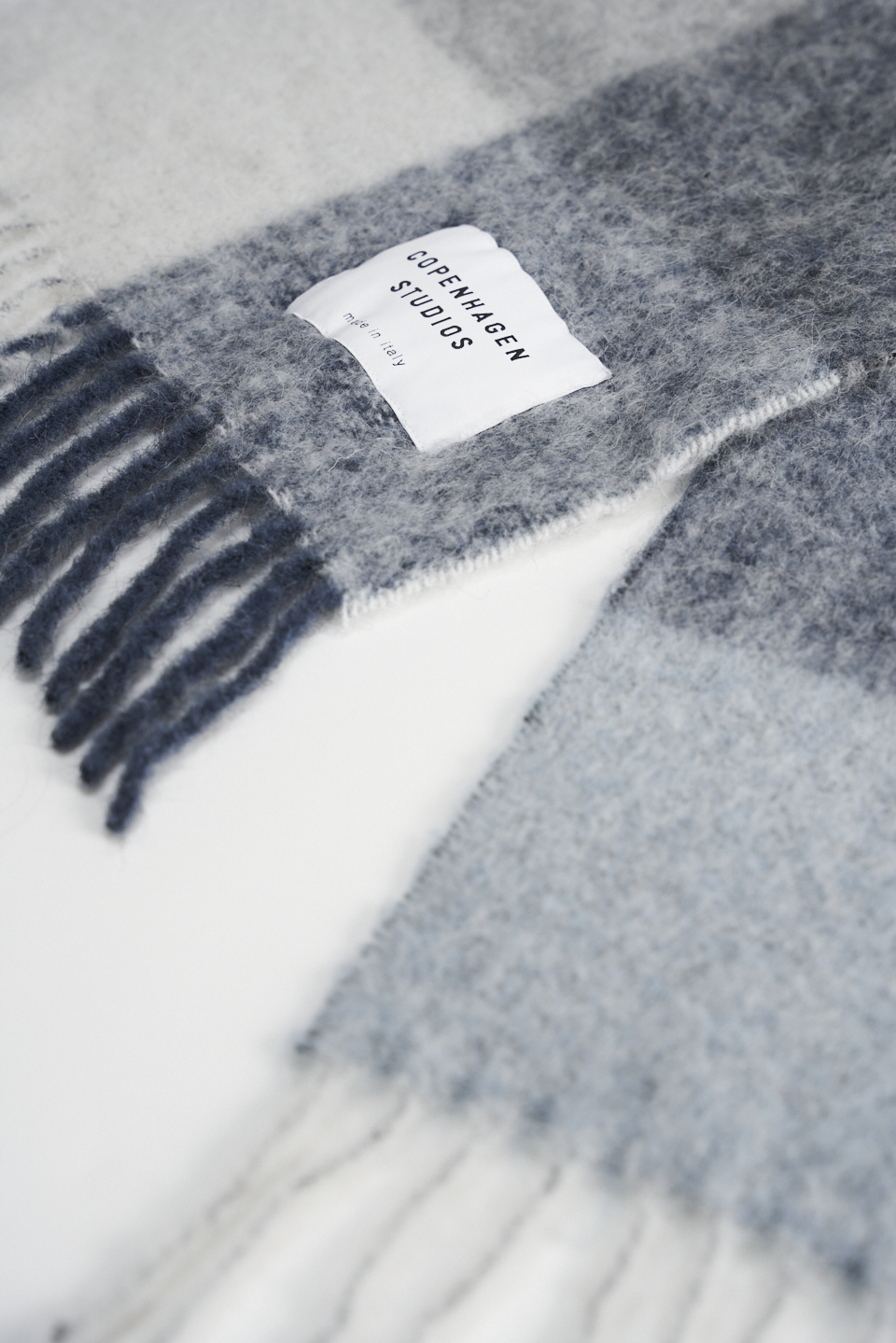 CPH SHAWL 4 wool mix blue