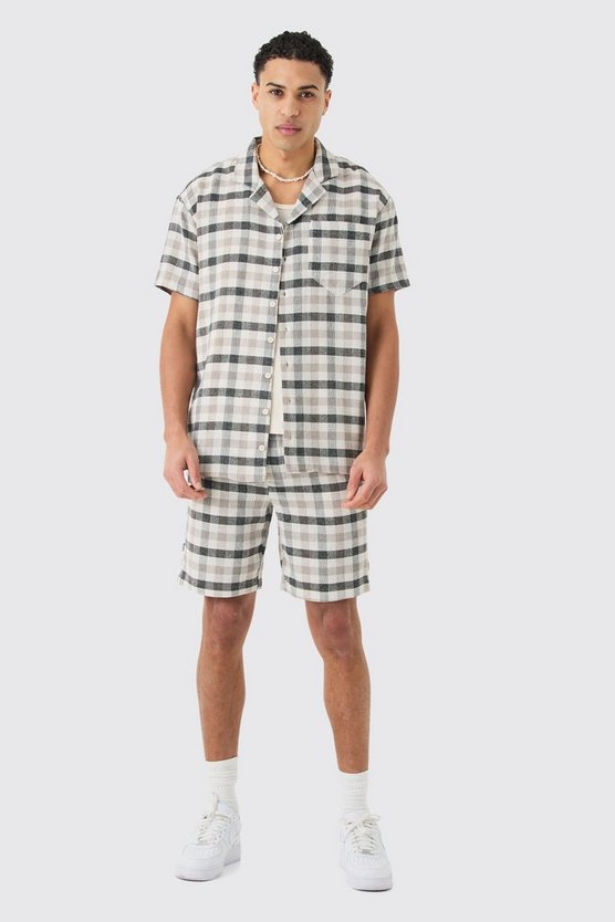 Strukturiertes Oversize Karohemd und Shorts