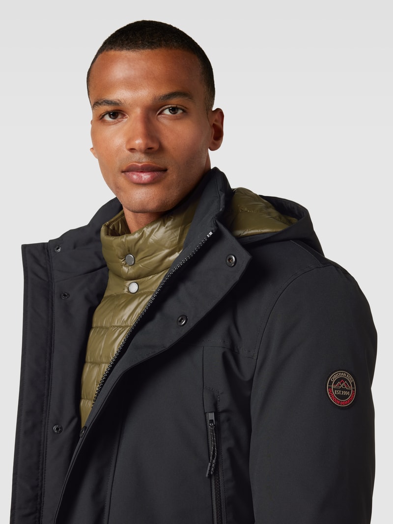 Jacke mit Kapuze in schwarz