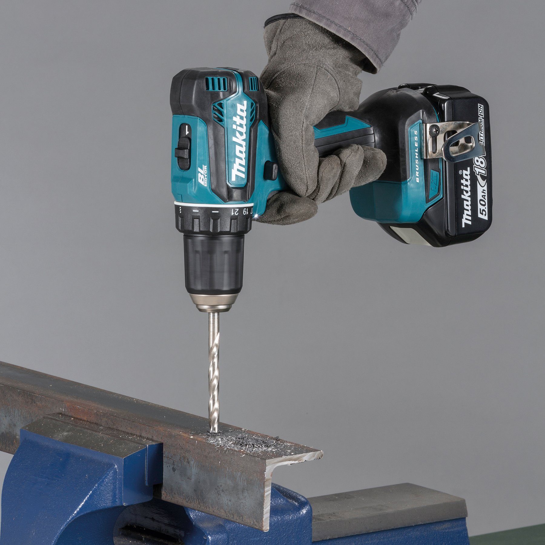 Makita Akku-Bohrschrauber DDF485RTJ, max. 1900 U/min, inkl. 2 Akkus, Ladegerät & Koffer