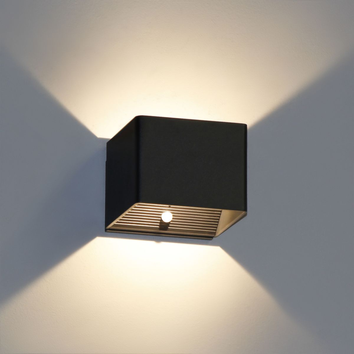 Fischer & Honsel Akku Wandlampe Magnetics Schwarz 10,5 x 8 cm