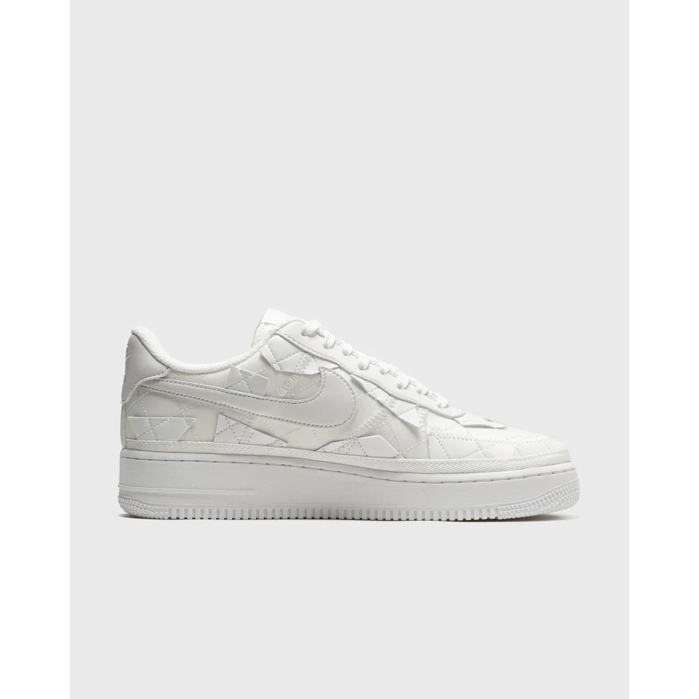 Nike x Billie Eilish Air Force 1 Low DZ3674-100 / weiss