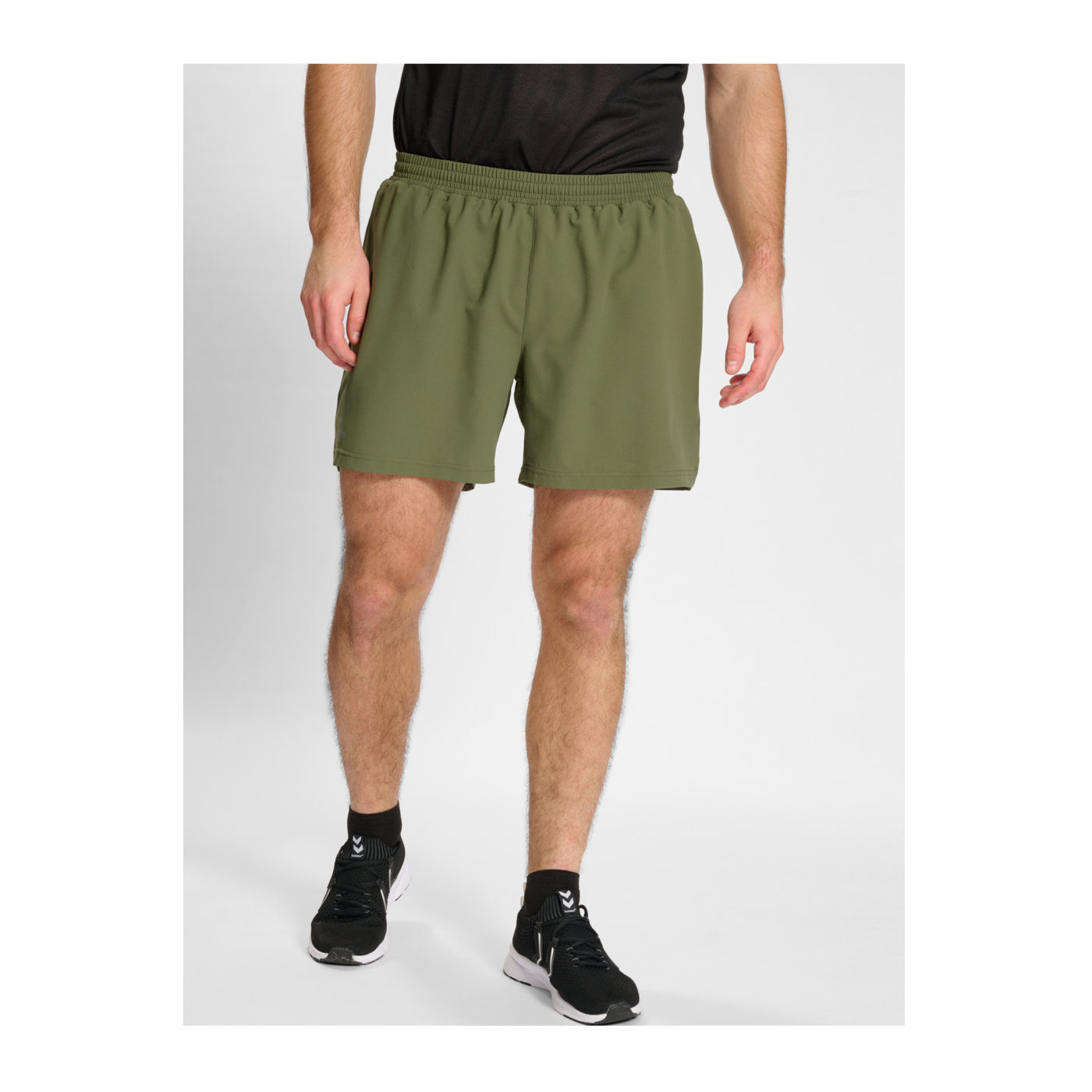 Newline nwlDALLAS Short Grün F6264