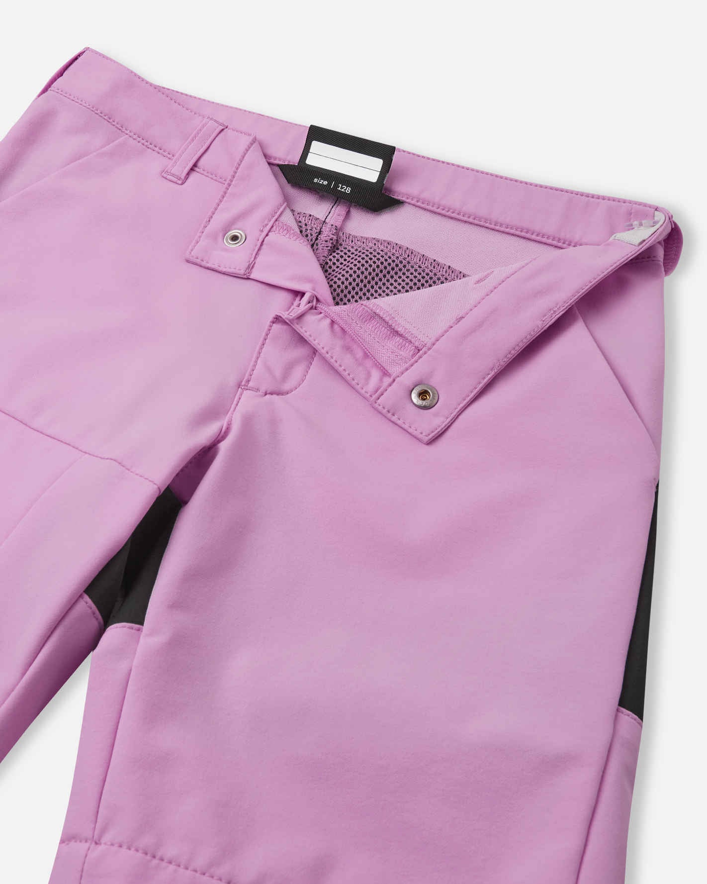 Kinder Shorts Vaelsi