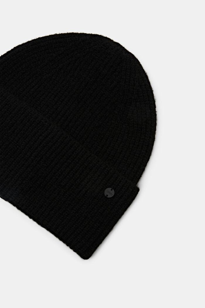 Rippstrick-Beanie