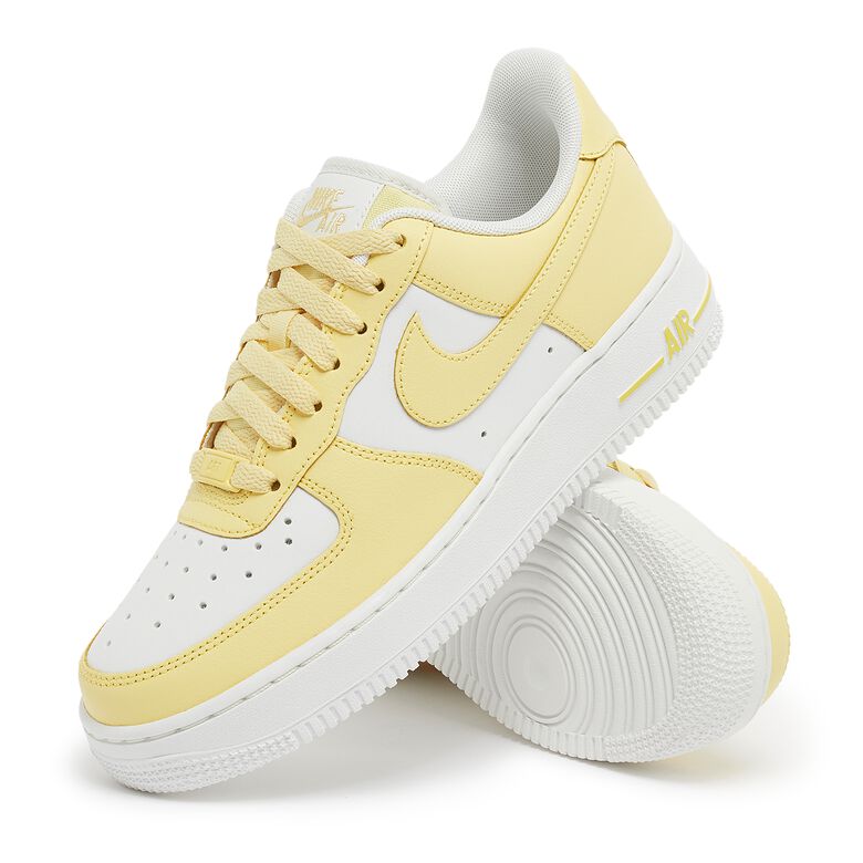 NIKE Wmns Air Force 1 '07 