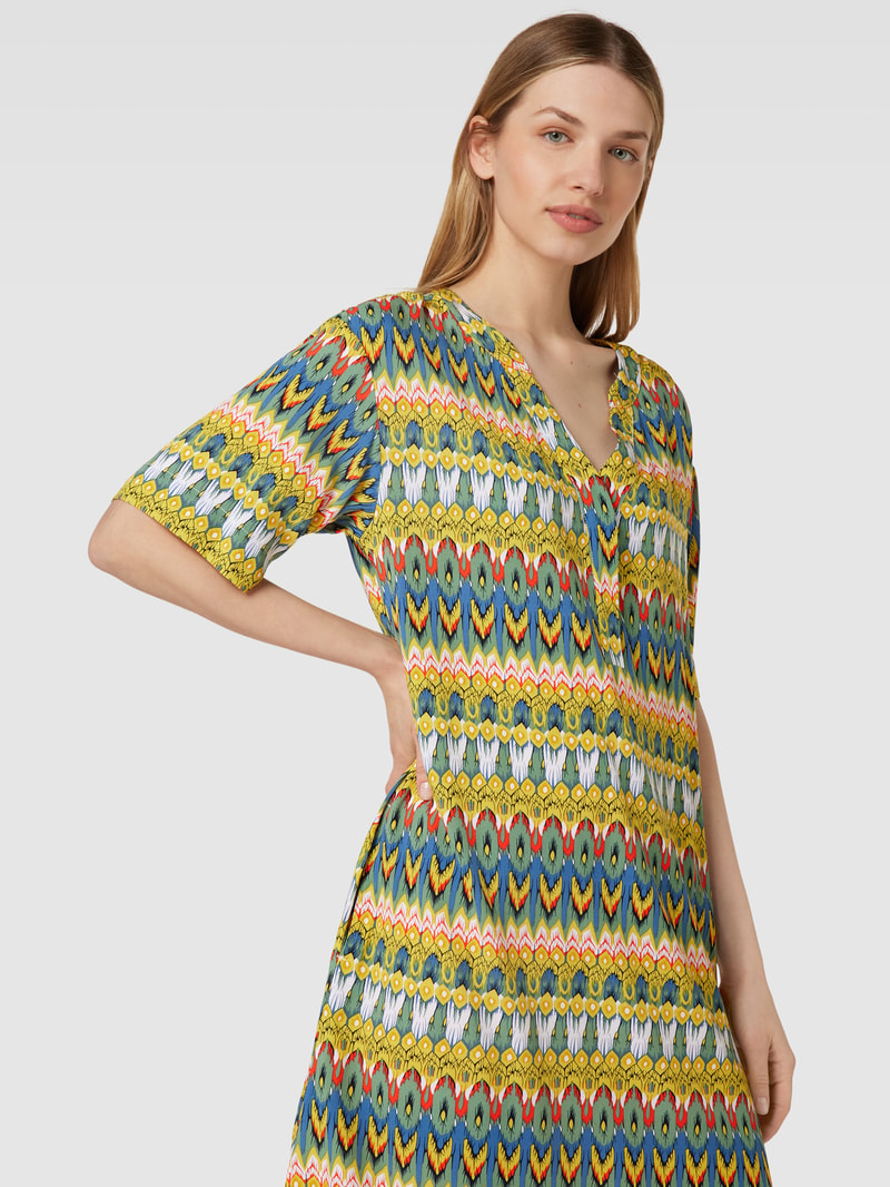 Knielanges Kleid mit Allover-Muster in grasgrün