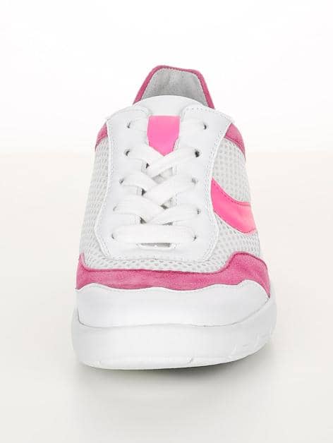 Schnürschuh