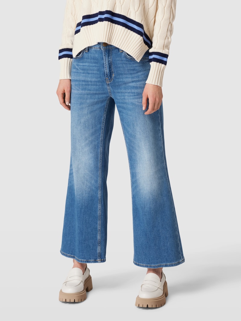 Jeans mit Label-Patch Modell 'FAE' in blau