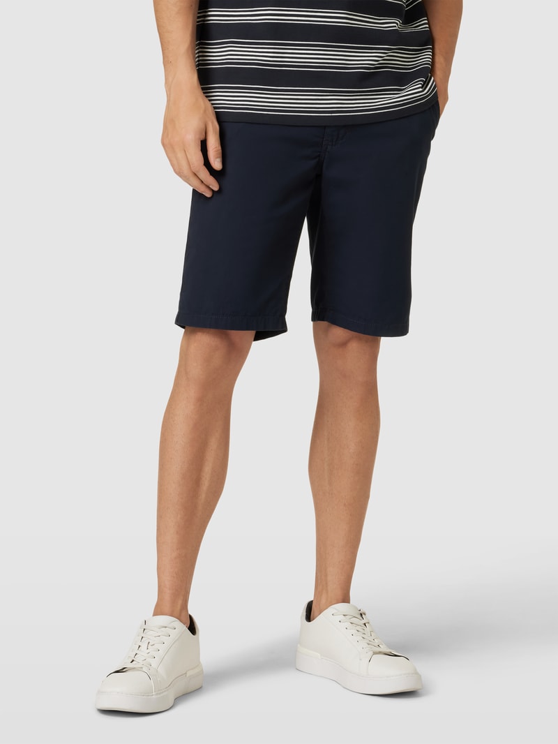 Bermudas mit französischen Eingrifftaschen in marineblau