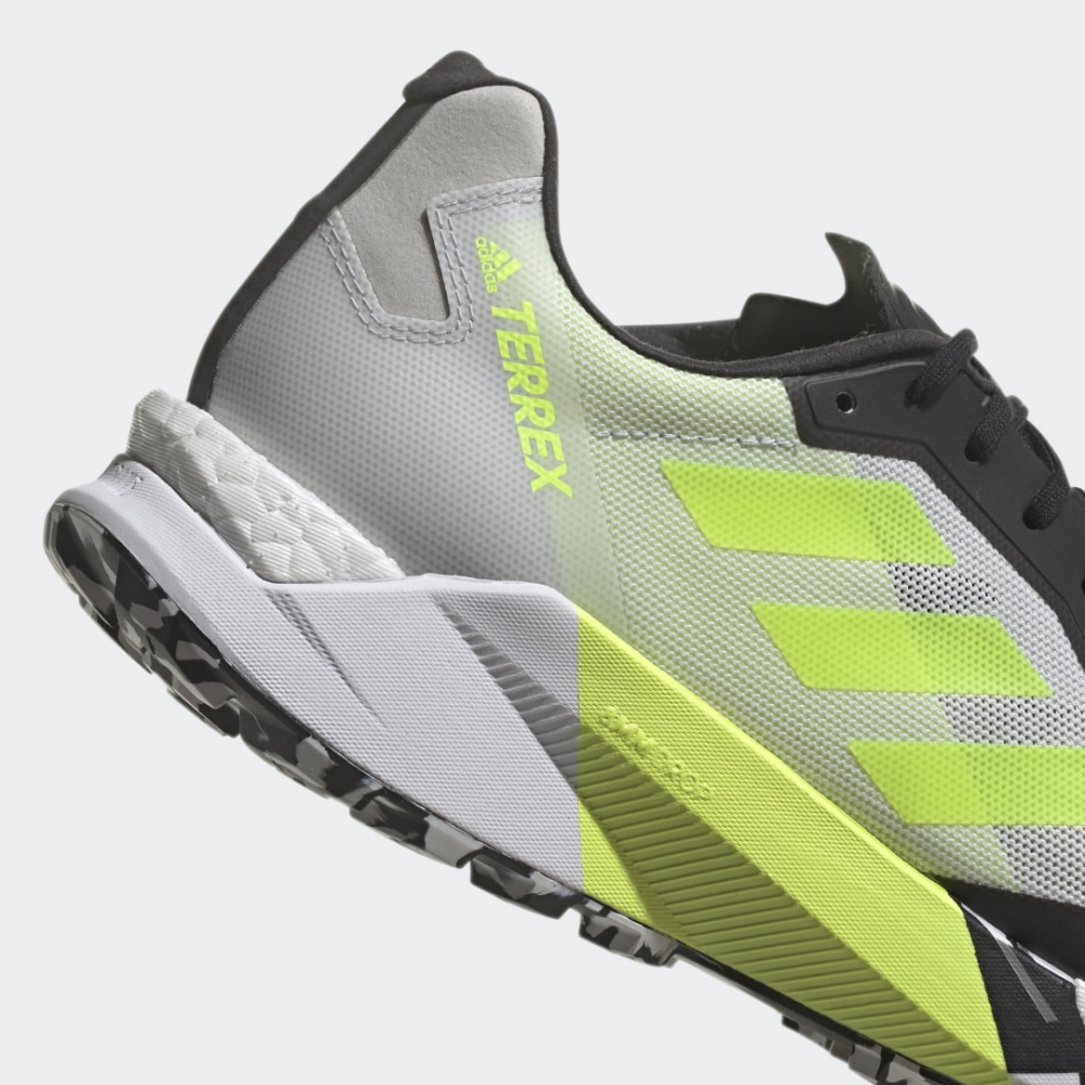 adidas Agravic Ultra FY7629 / weiss